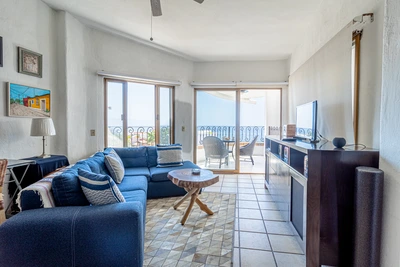 Villa Santa Barbara Penthouse 602